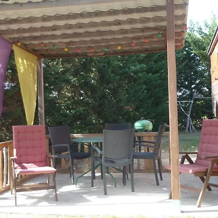 Et Roulottes Du Grand Puits Guest house